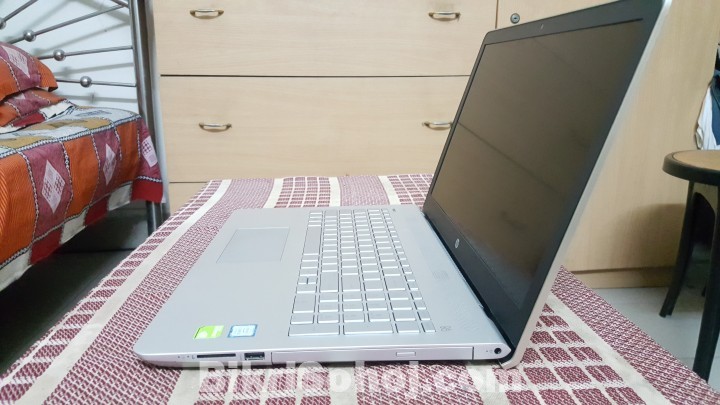 HP pavilion core i5 7th generation 8GB ram & 4GB graphics.